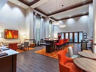 Hampton Inn & Suites Houston I-10 West Park Row, Tx 3* Houston