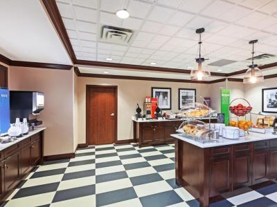 Hampton Inn & Suites Houston I-10 West Park Row, Tx 3* Houston